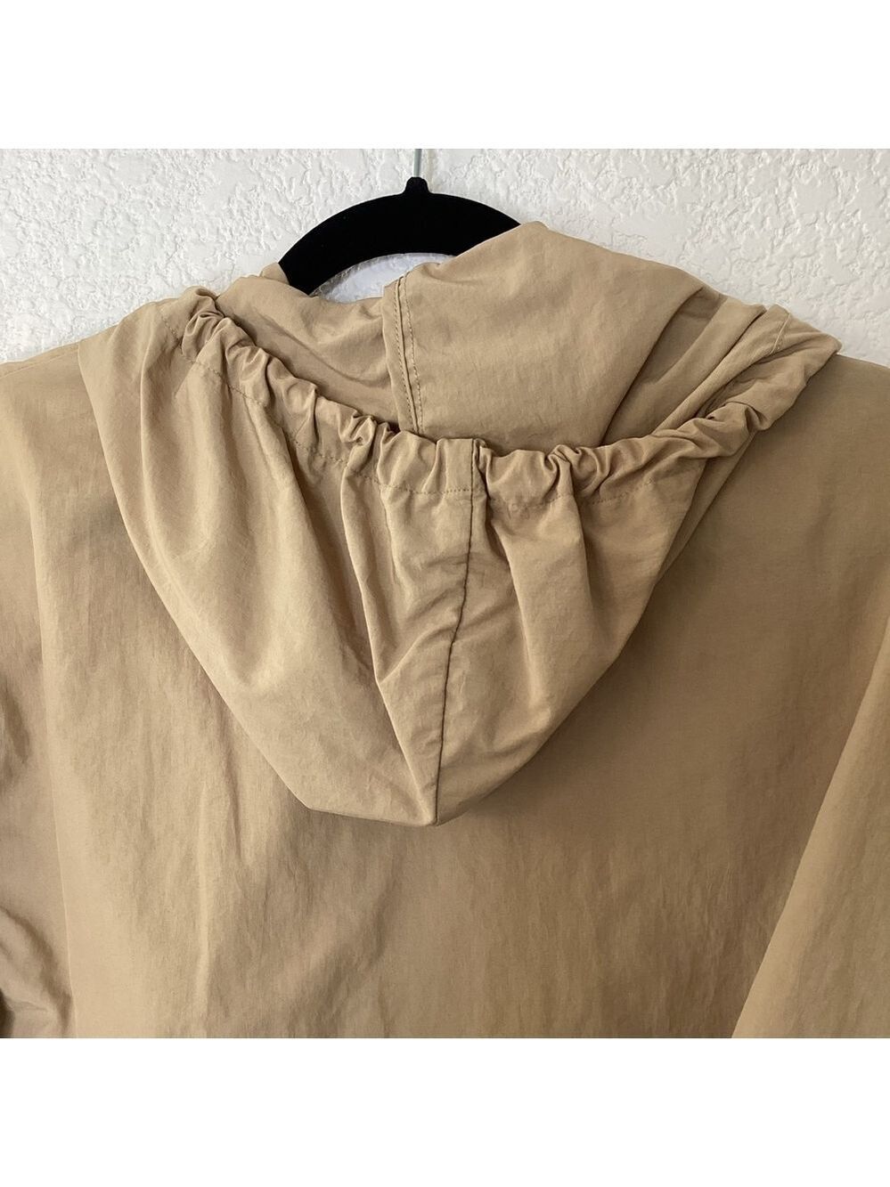 ZARA SIZE S ACTIVE ANORAK JACKET TAN SHORT CROPPED TOP GUC - Picture 11 of 14